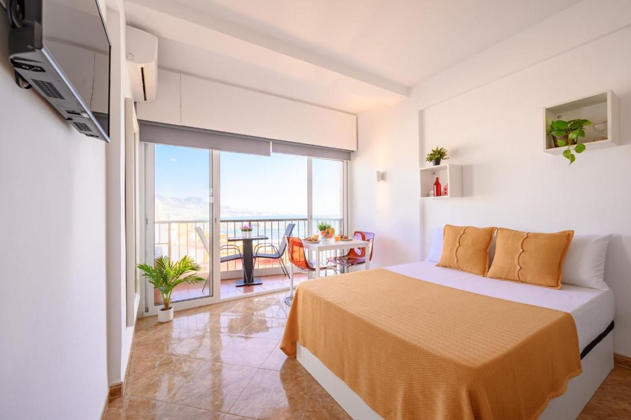Apartment Sea & Mountain, Front Line, 1 Min To By 10tosea