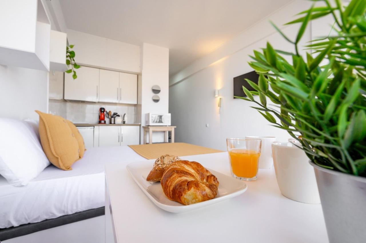 Apartment Sea & Mountain, Front Line, 1 Min To By 10tosea Fuengirola